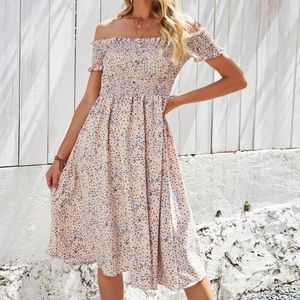 Off The Shoulder Ditsy Floral Dress Size Small